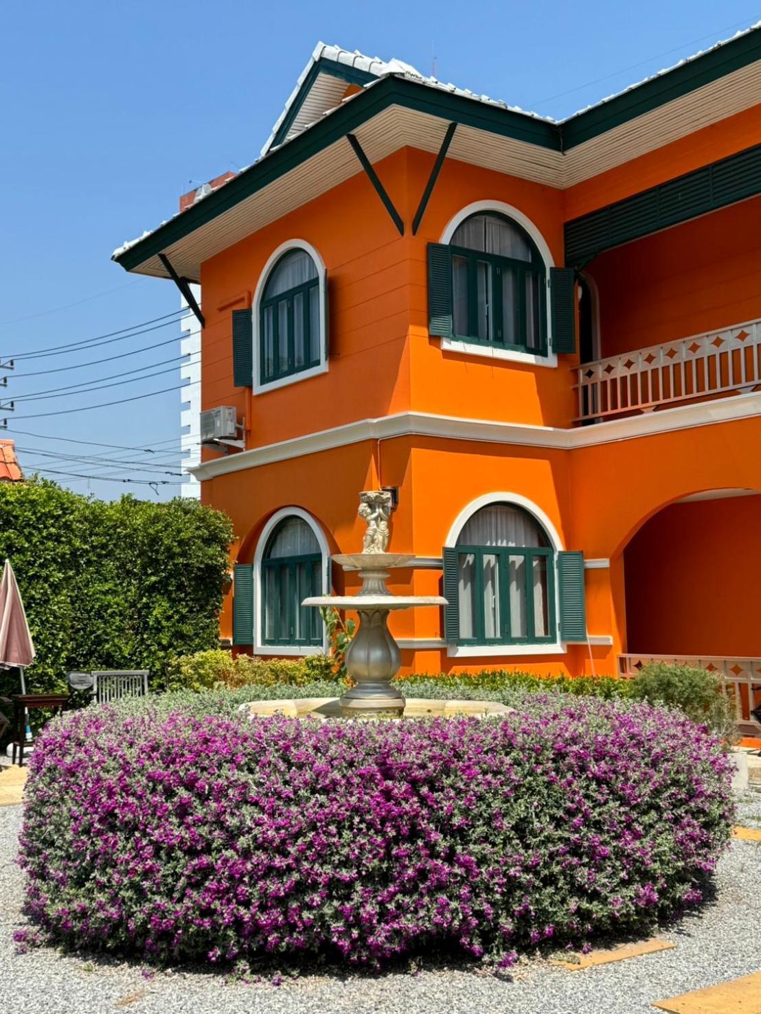 Venice Hotel HHQ Buitenkant foto